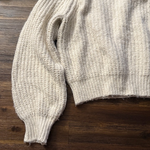 Universal Thread Thick Cream Knit Mock Neck Sweater Medium - Picture 3 of 10